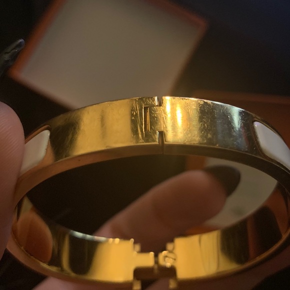 SOLD Hermes Clic H Blanc PM Bracelet - Picture 7 of 8